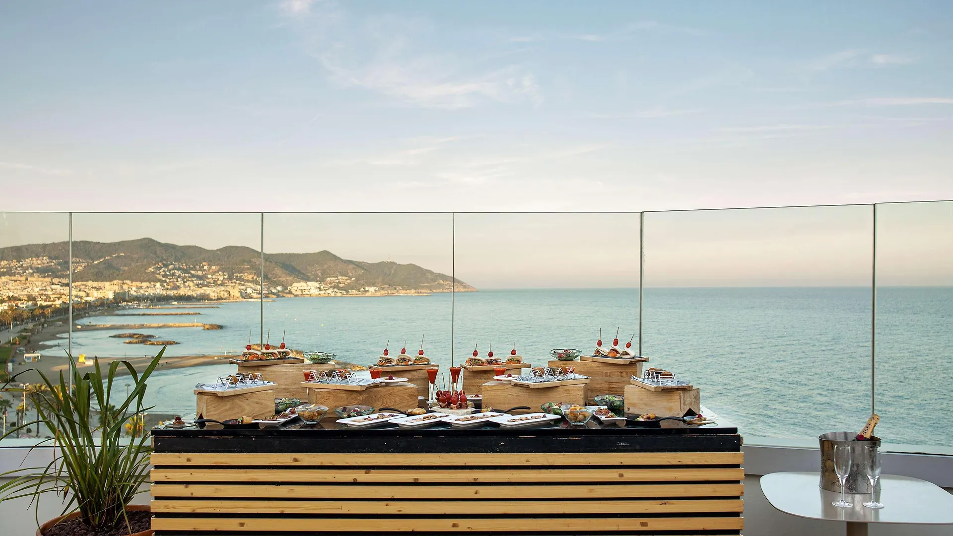 Me Sitges Terramar Hotel